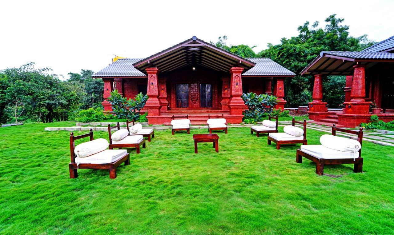 Siddhagiri Hotel And Resort Wai ภายนอก รูปภาพ