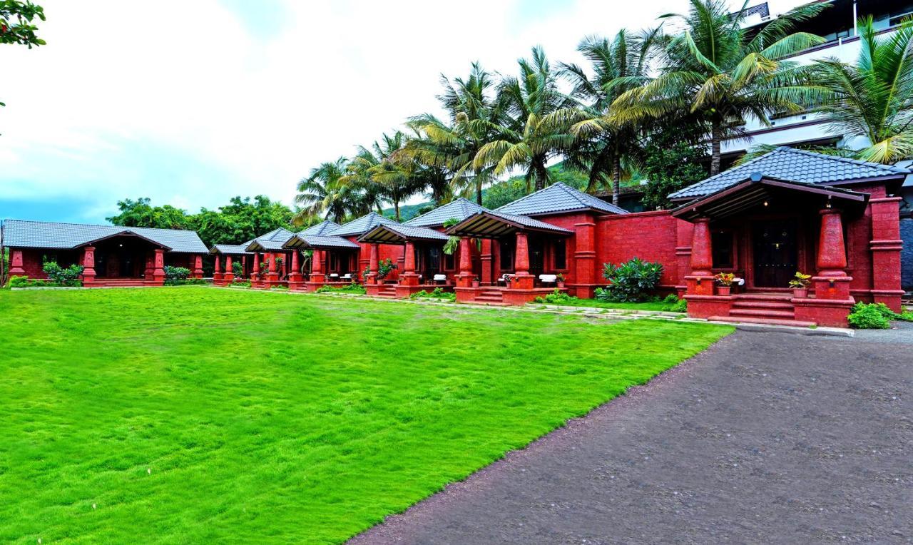 Siddhagiri Hotel And Resort Wai ภายนอก รูปภาพ